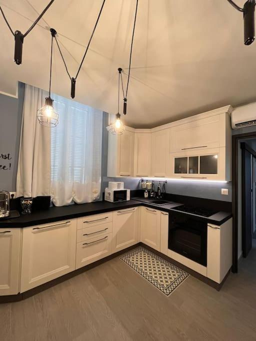 Deux Pas Du Palais Du Festival Apartment Cannes Exterior photo